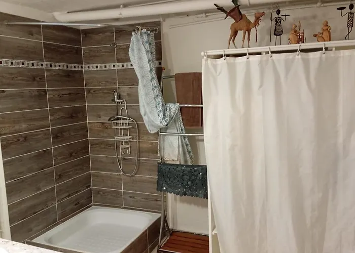 House With Garden 10 Min Walk From The Sea Saint-Raphaël