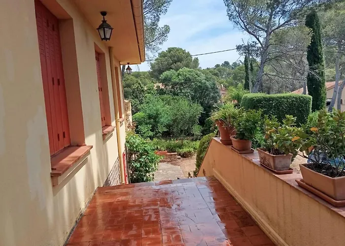 House With Garden 10 Min Walk From The Sea * Saint-Raphaël