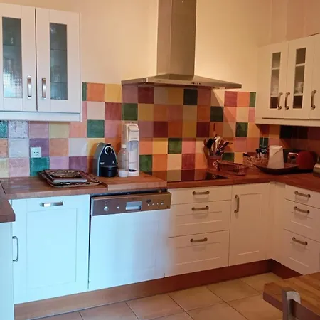 House With Garden 10 Min Walk From The Sea Dom wakacyjny *