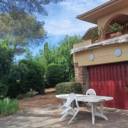 House 8p With Garden 10 Min Walk From The Sea