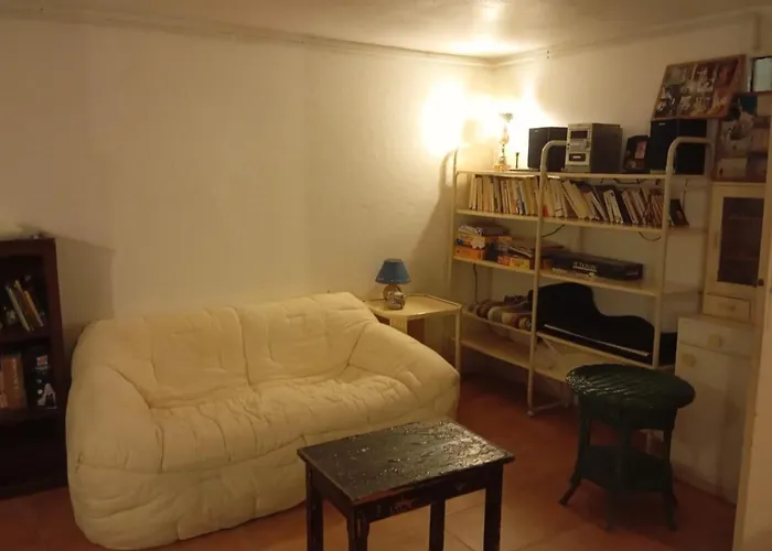 House With Garden 10 Min Walk From The Sea *