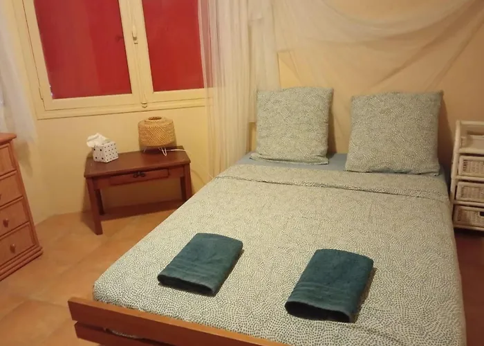 House With Garden 10 Min Walk From The Sea *